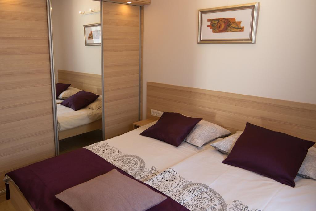 Apartments Sarc Rovinj Rum bild