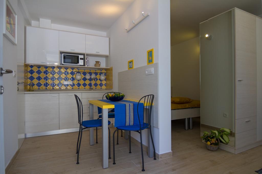 Apartments Sarc Rovinj Rum bild